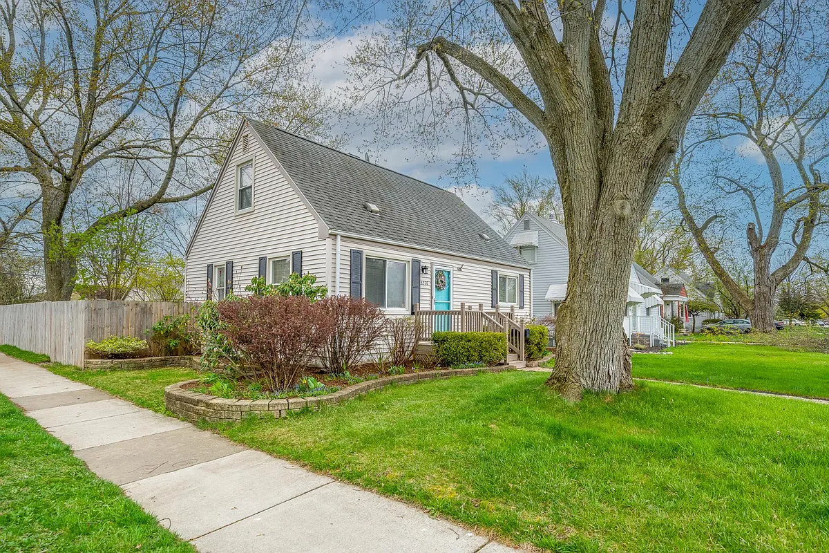 Building Photo - 4526 Tonawanda Ave