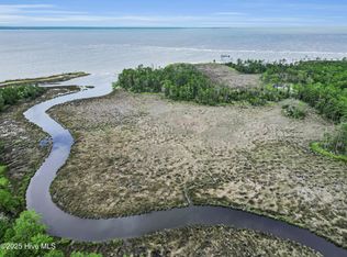 681 Sandy Point Drive N, Beaufort, NC 28516