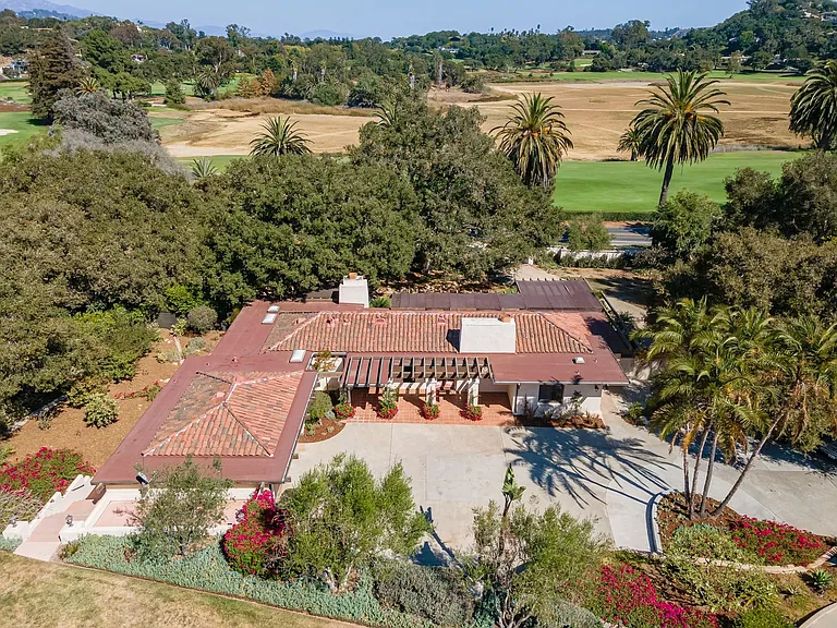 525 Las Palmas Dr — Photo 41