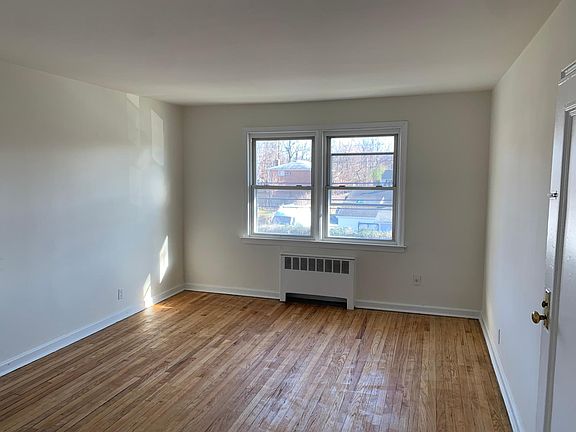 3rd image of 65 Chestnut St #2