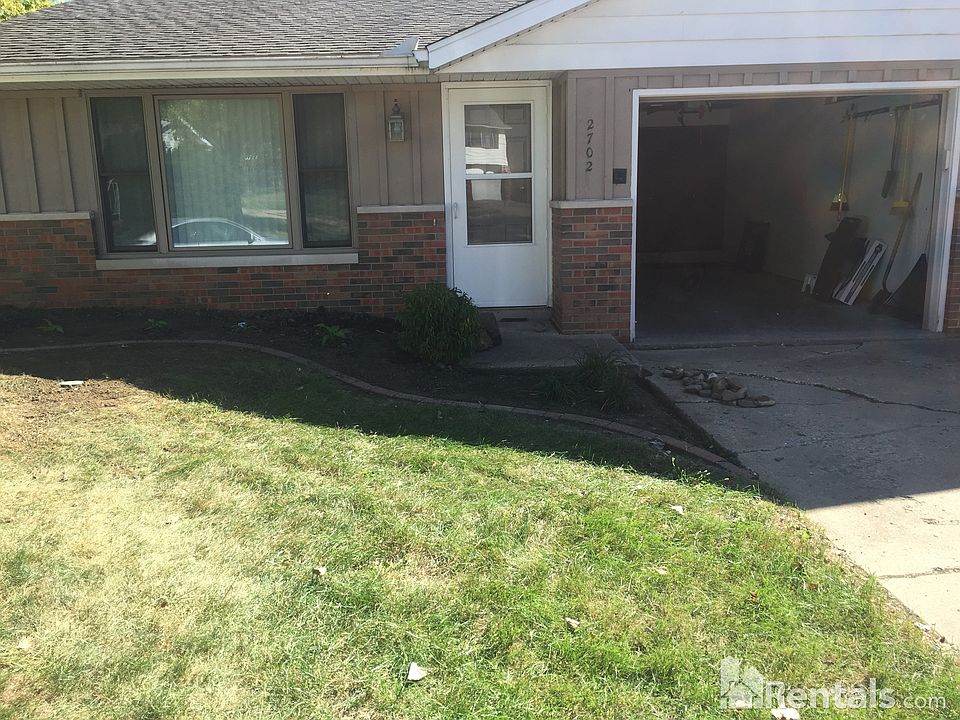 1st image of 2704 W Millbrook Ct
