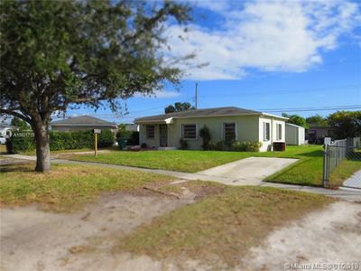 14821 Harrison St, Miami, FL, 33176