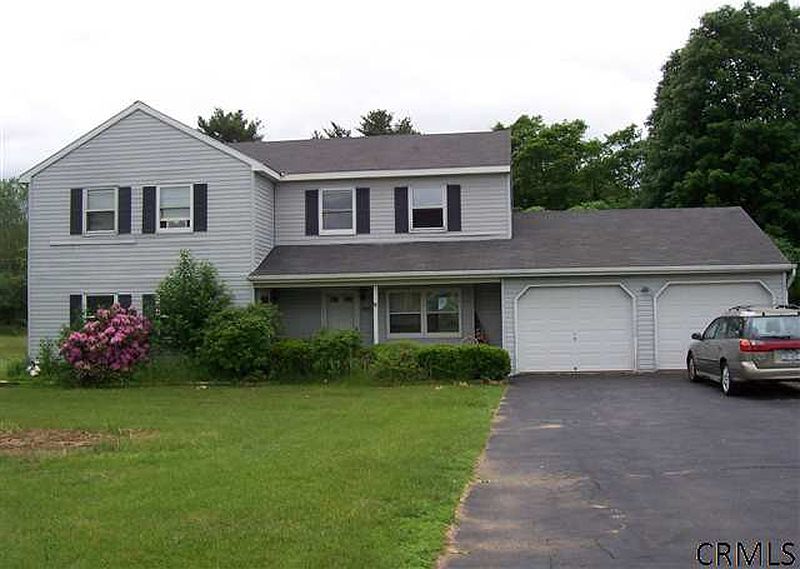 2nd image of 1008-1010 ST LAWRENCE Drive