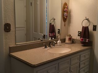 210 Juniper St, Spray, OR 97874