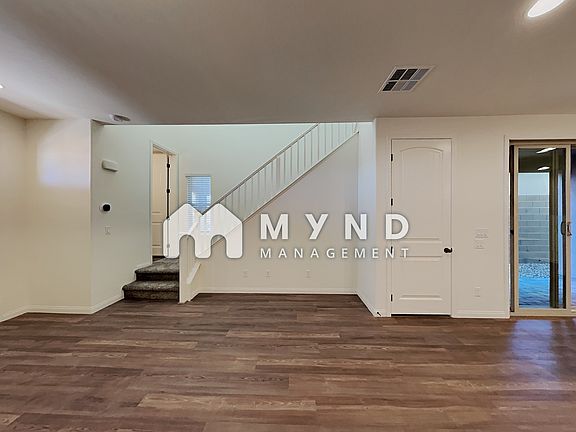 4th image of 11641 Redwood Mountain Ave