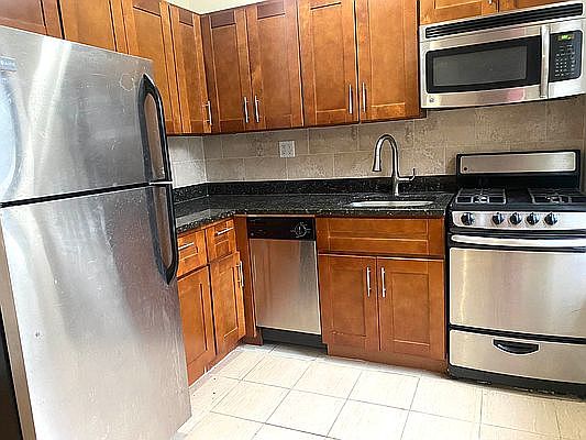 1st image of 559 W 156th St #6F