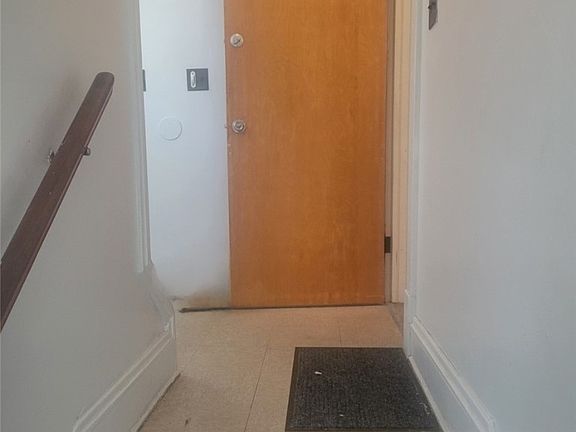 5th image of 16225 Arcade Ave