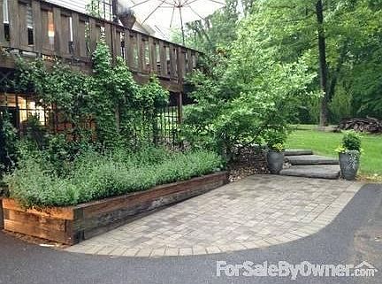 Beginning of walkway