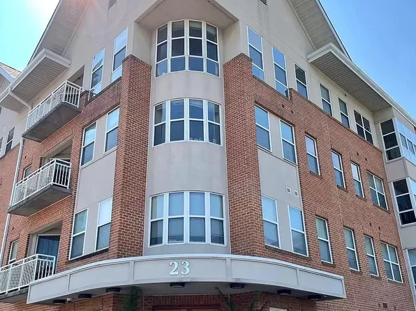 23 Pierside Dr, Baltimore, MD