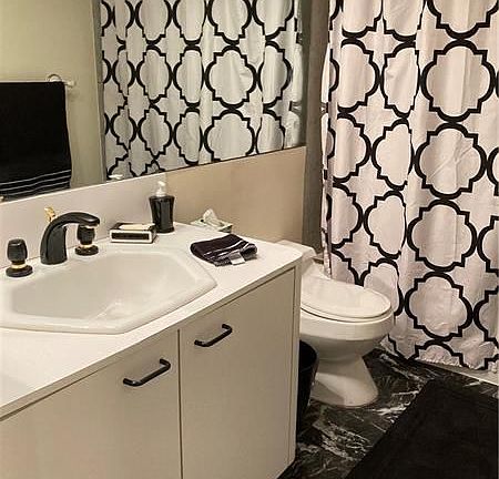 3rd image of 4010 Galt Ocean Dr APT 315