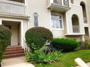408 Johnstone St #104, Perth Amboy, NJ 08861