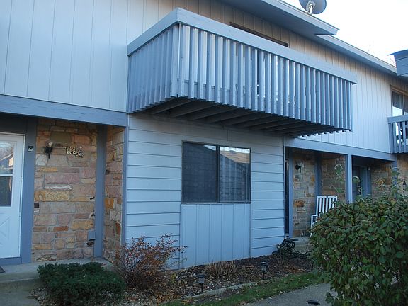 2nd image of 165 Whiting Ct
