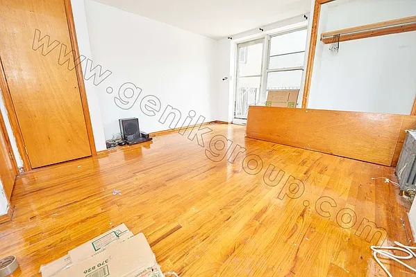 Rented by Genik Group Corp | media 6