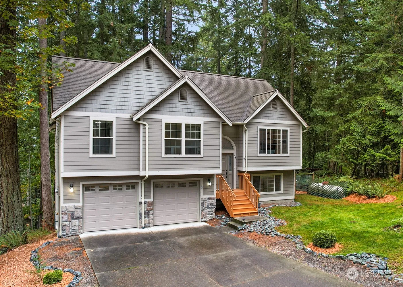 58 Louise View Drive photo 1