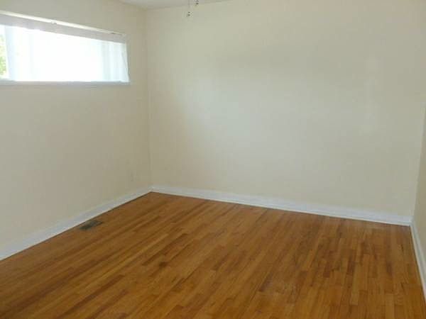 1st image of 3025 Monument Ave APT E2