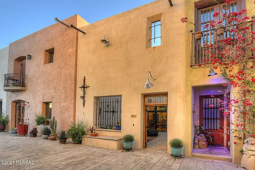 877 W Calle De Los Higos Photo 1