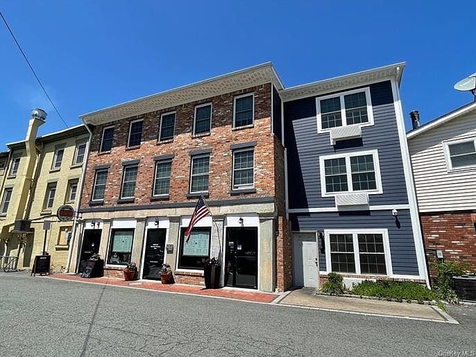 1st image of 2 Railroad Ave