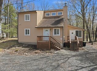 116 Clubhouse Dr, East Stroudsburg, PA 18302