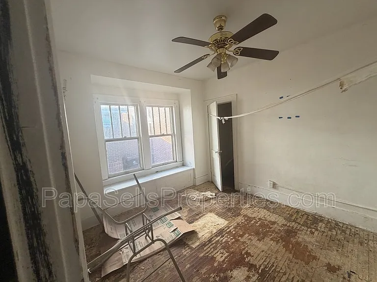 107 E Archer Ave — Photo 8