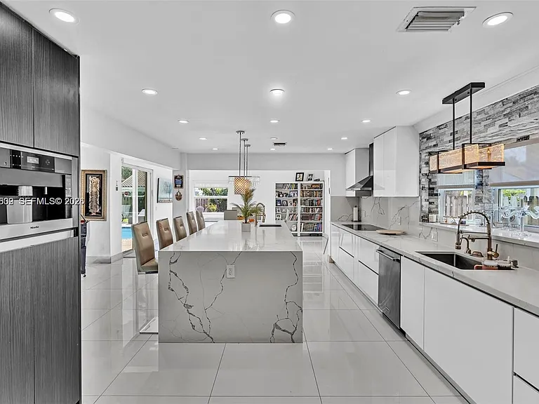 3877 Bimini Ave — Photo 17