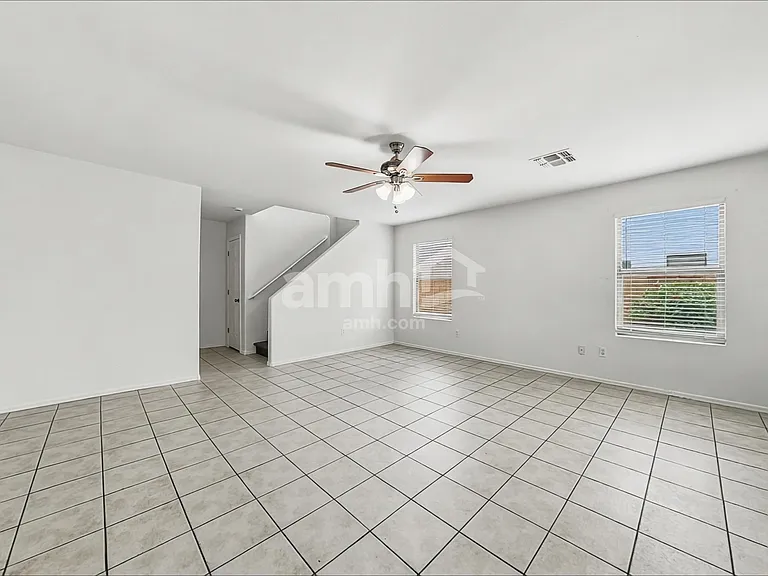 6133 S Wilson Dr — Photo 7