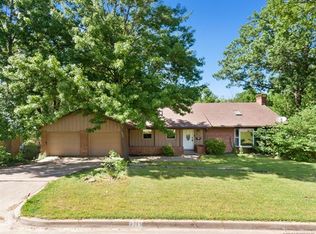 2213 Skyline Dr, Bartlesville, OK 74006