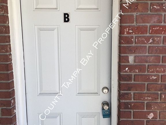 2nd image of 10117B N 11th St #B