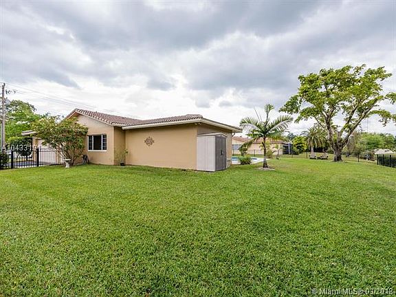 5th image of 3900 NW 96th Ave