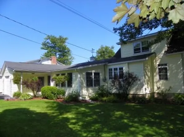 216 Perch Rock Trl, Winsted, CT 06098
