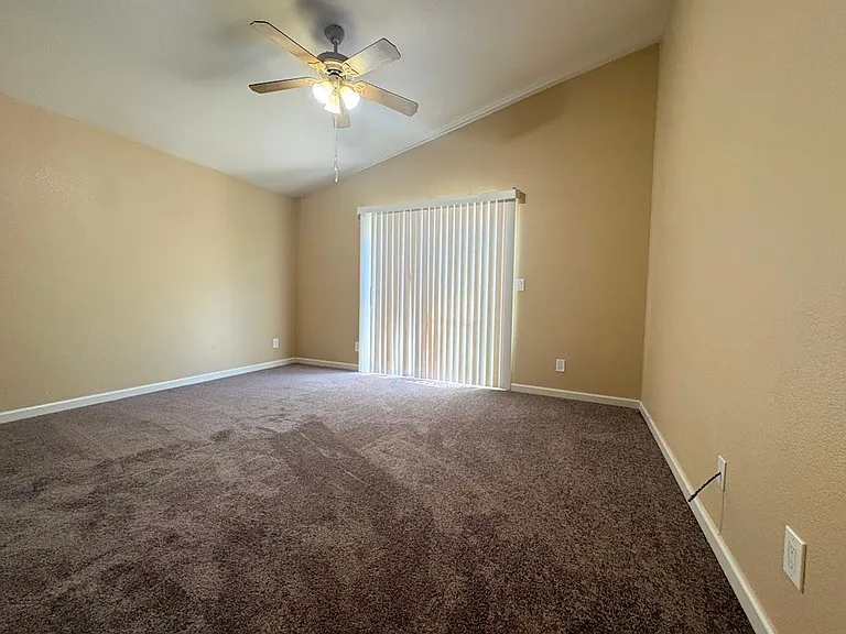 1141 Elderwood Dr — Photo 17
