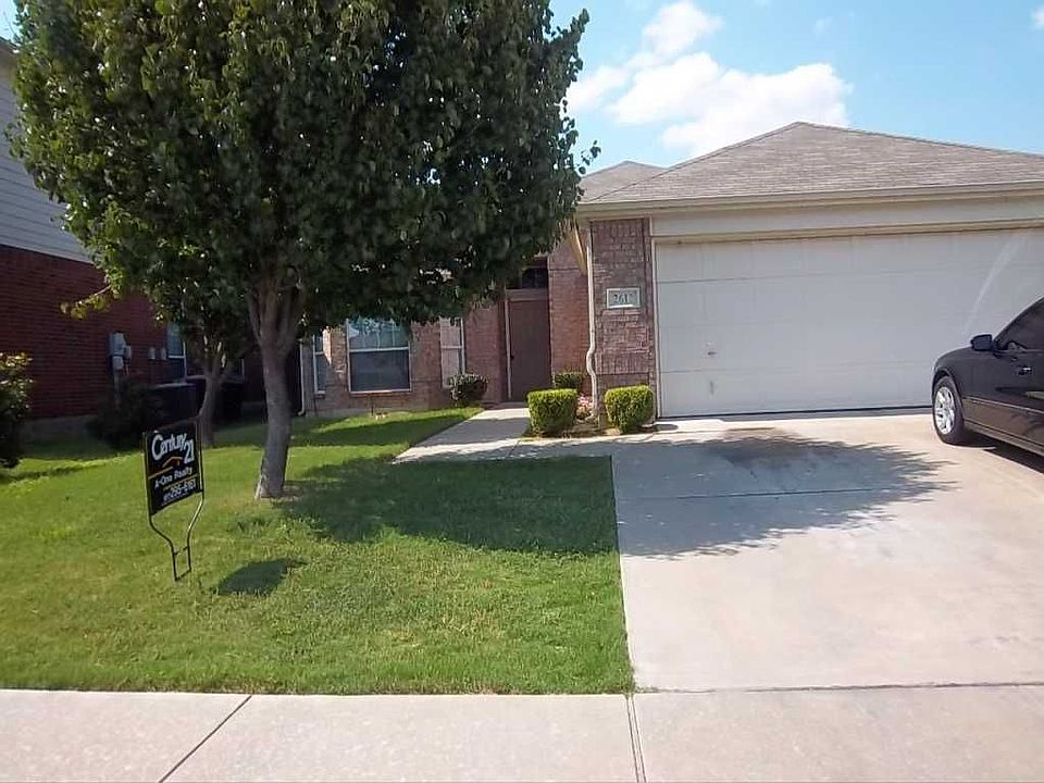 1st image of 2612 Tar Heel Dr