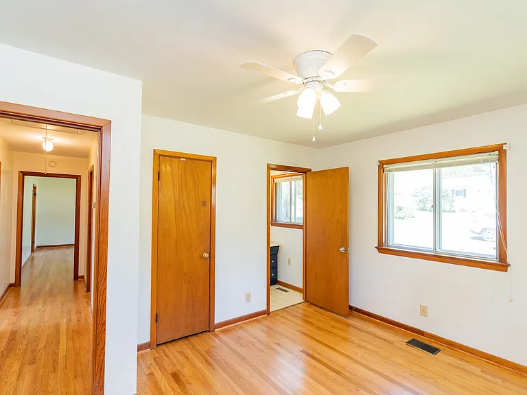 1214 Echo Dr — Photo 28