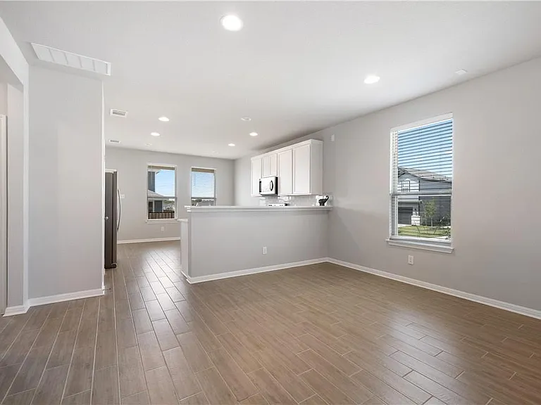 100 Drifter Ln — Photo 8