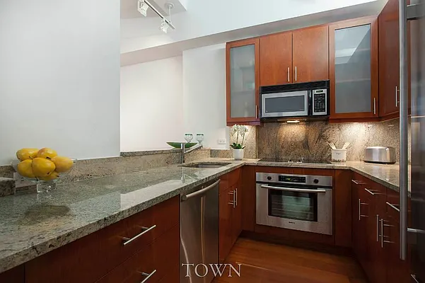 Rented by Town Residential | media 19