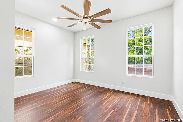 823 W French Pl — Photo 12