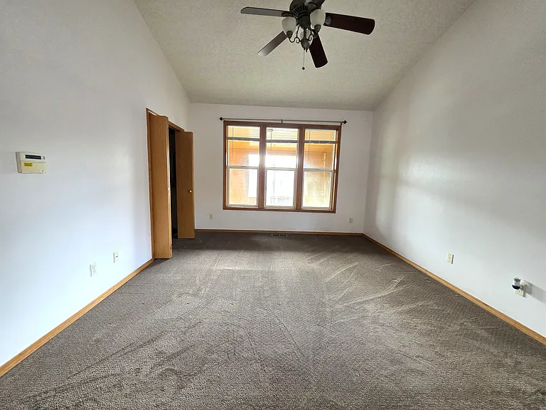 2727 SE Hacienda Loop — Photo 7