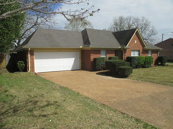 915263_Left Side View_04082016