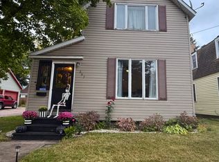 807 Minneapolis St, Sault Sainte Marie, MI 49783