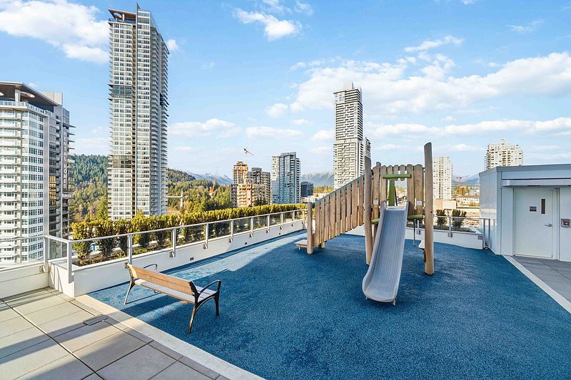 Coquitlam Apartment for rent - 2 Bedrooms — photo 32