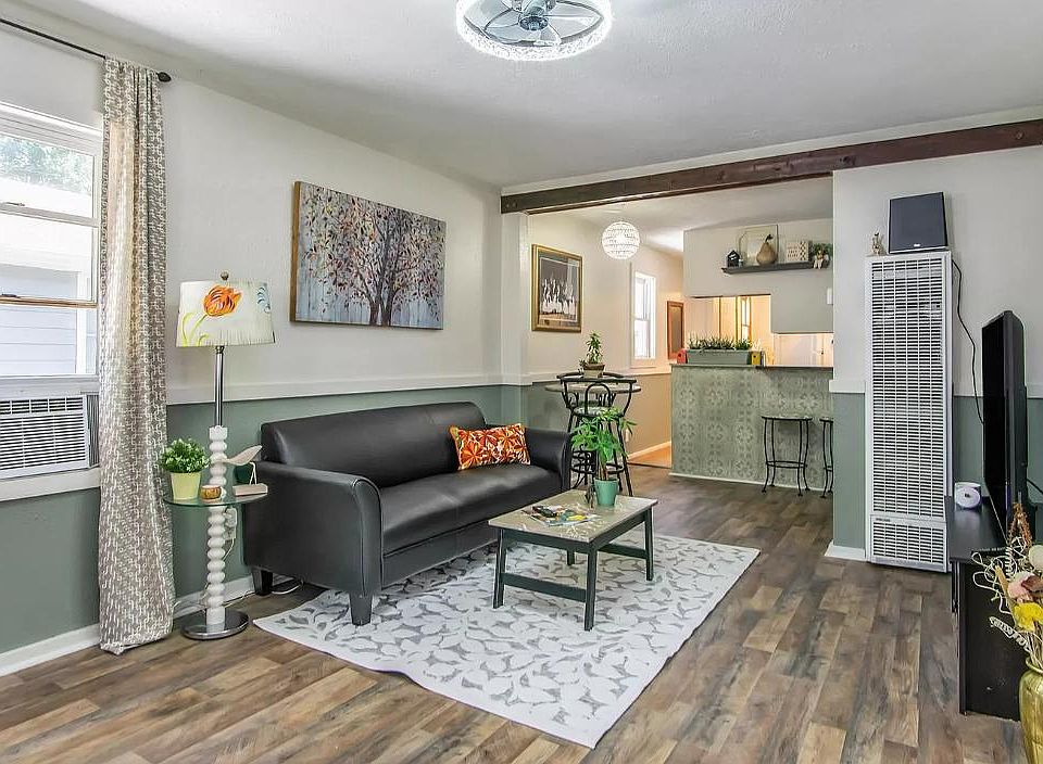1st image of 55690 Brink Ave