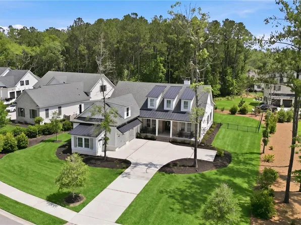 202 Wood Haven Court, Pooler, GA 31322