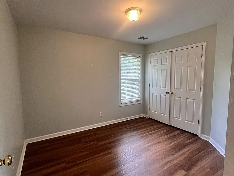 3985 Shallowford Gre Ct — Photo 13
