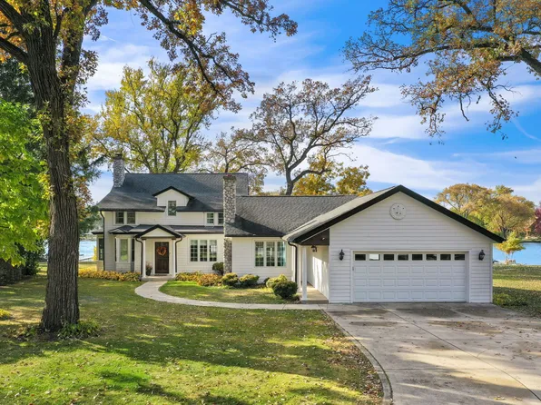 2509 N Villa Ln, McHenry, IL 60051