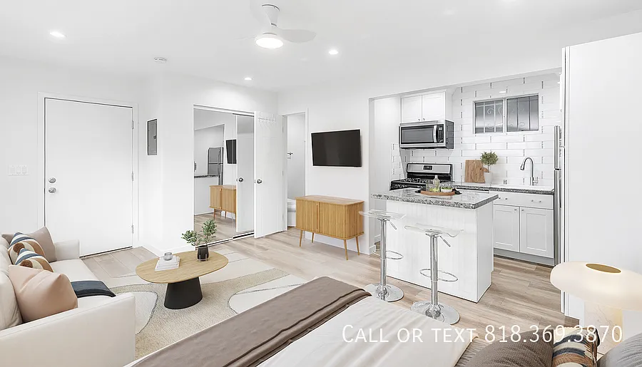 Remodeled Ground Floor Studio Unit w/ Dishwasher in NoHo! — Photo 4