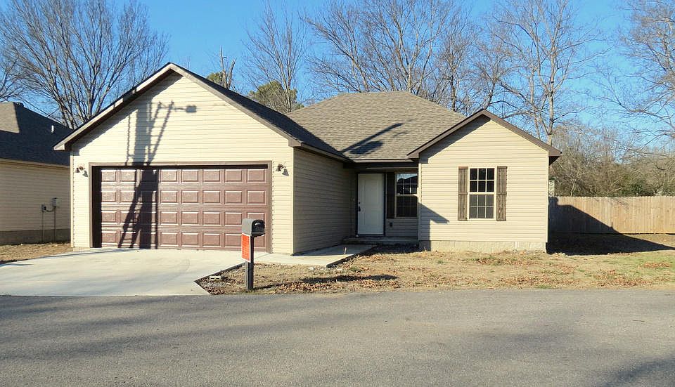 1st image of 45 Southstone Dr