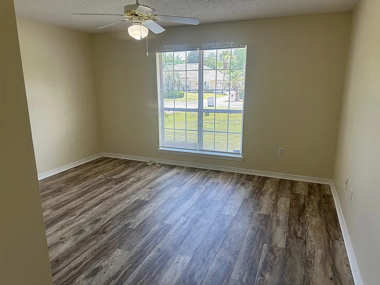 2308 Valley Pl — Photo 23