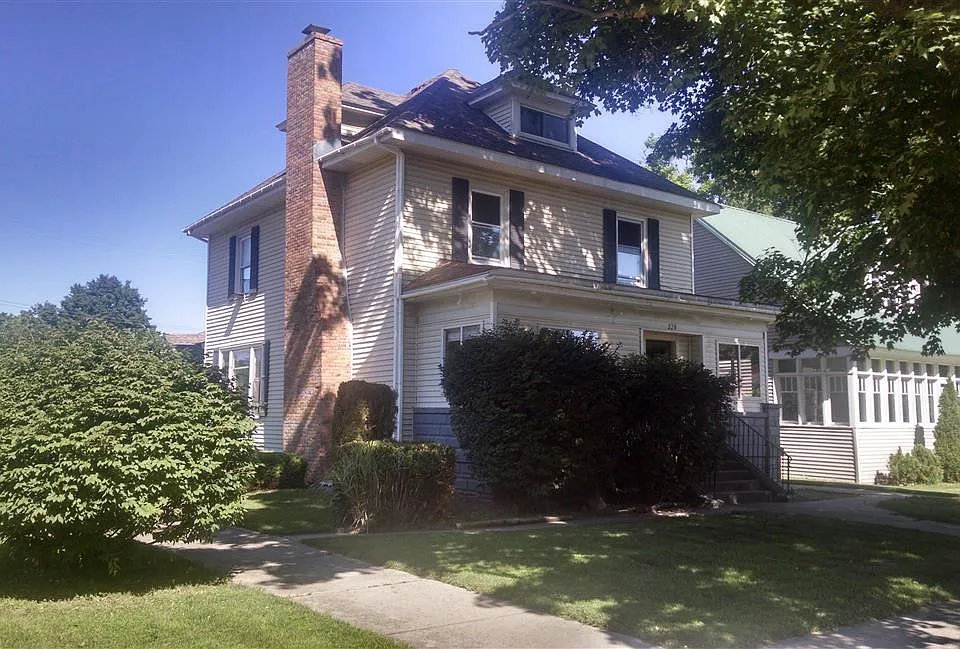 228 S Warren Ave #3