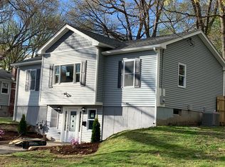 249 Natick Ave, Warwick, RI 02886