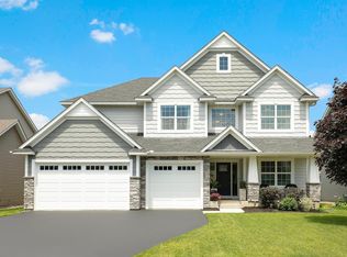 9474 Summerlin Rd, Woodbury, MN 55129