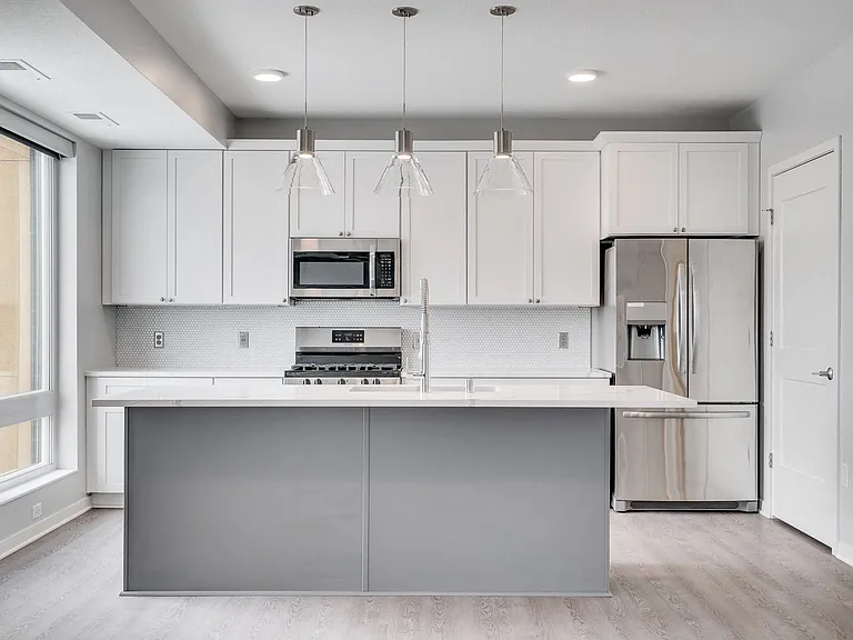 Your dream kitchen awaits!
